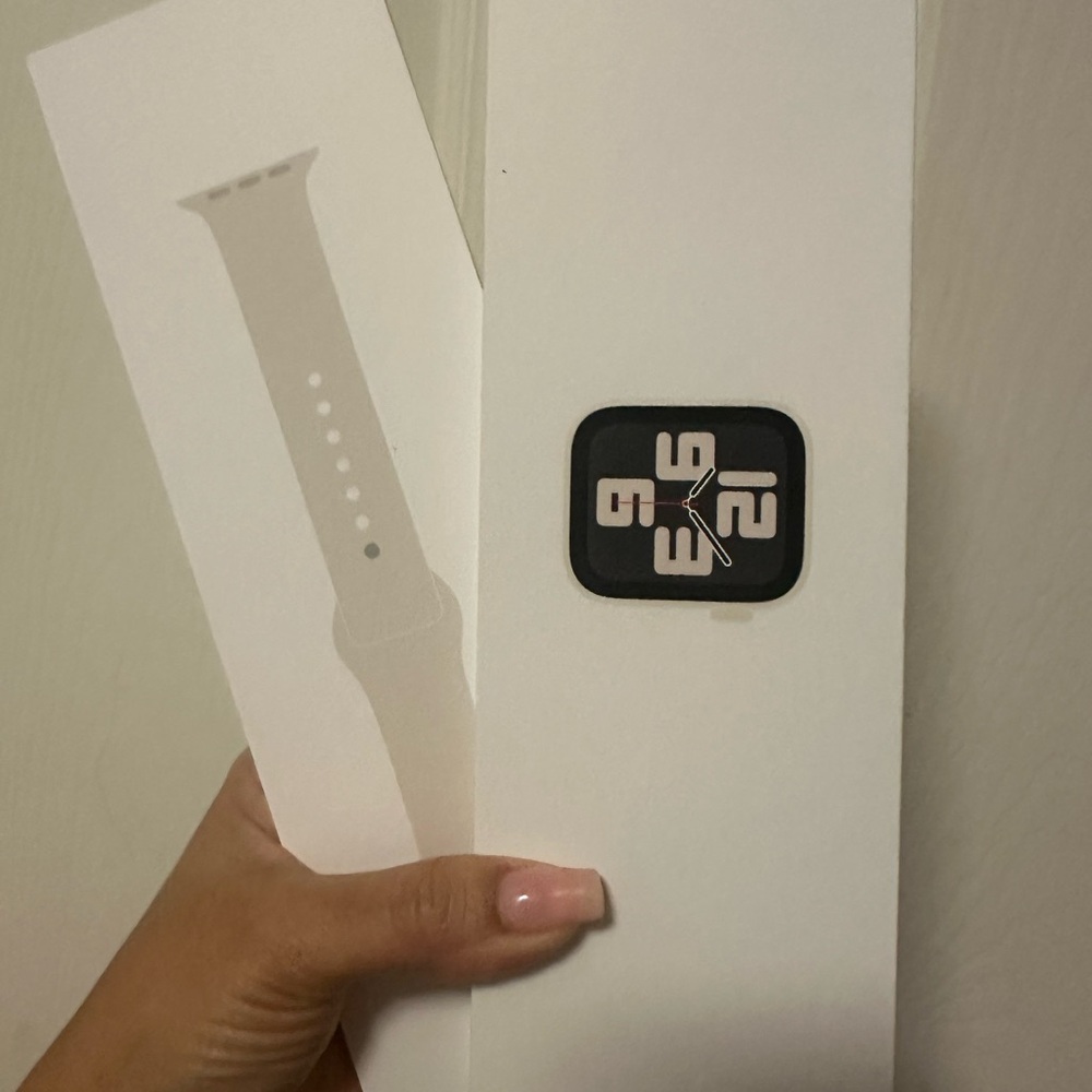 Apple Black and White Smartwatch Case